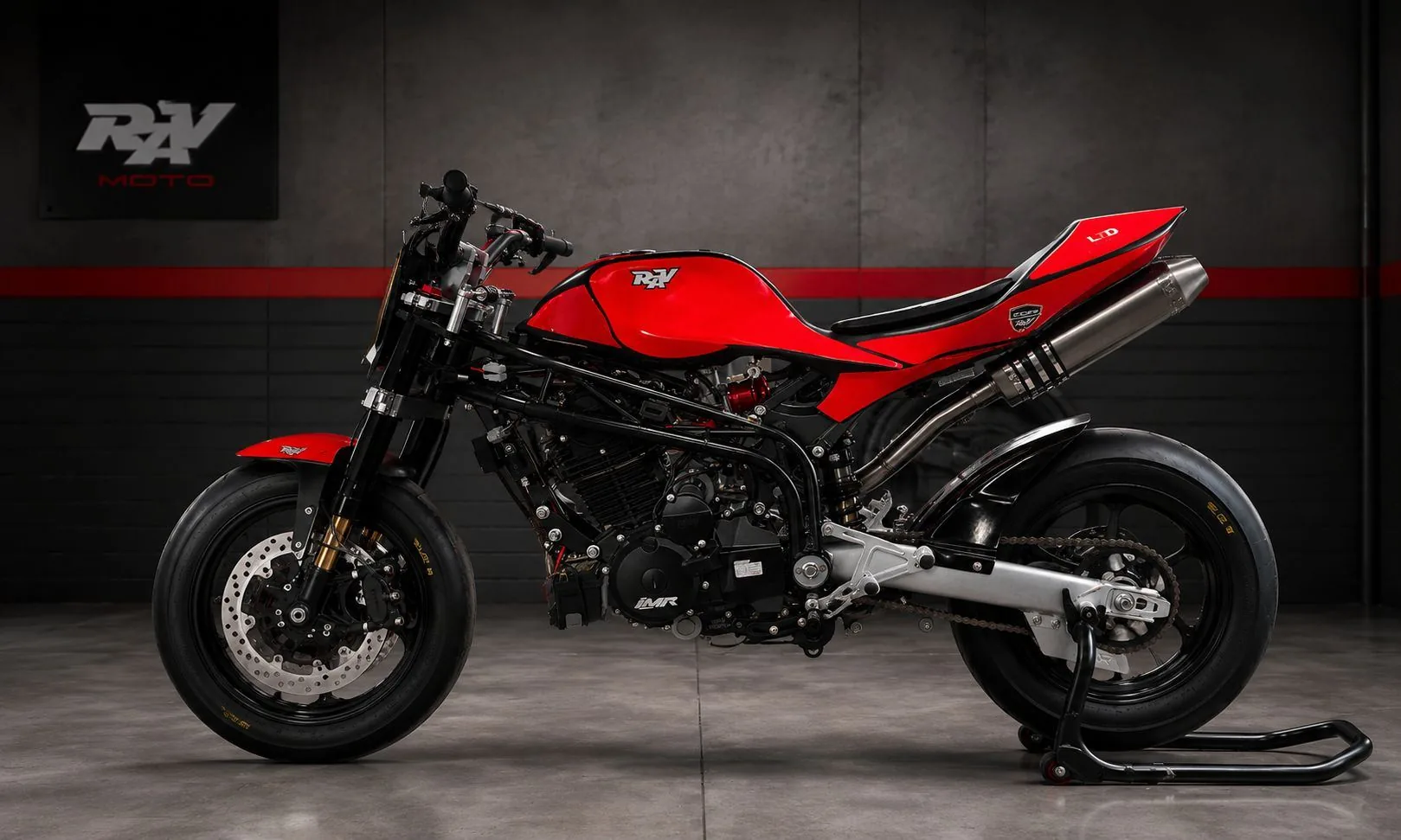 Moto de competición RAV 220